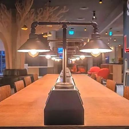 Marlin Hotel